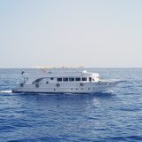 https://max-123a7.kxcdn.com/wp-content/uploads/2022/08/luxury-private-motor-yacht-way-tropical-sea-with-bow-wave-min-160x160.jpg